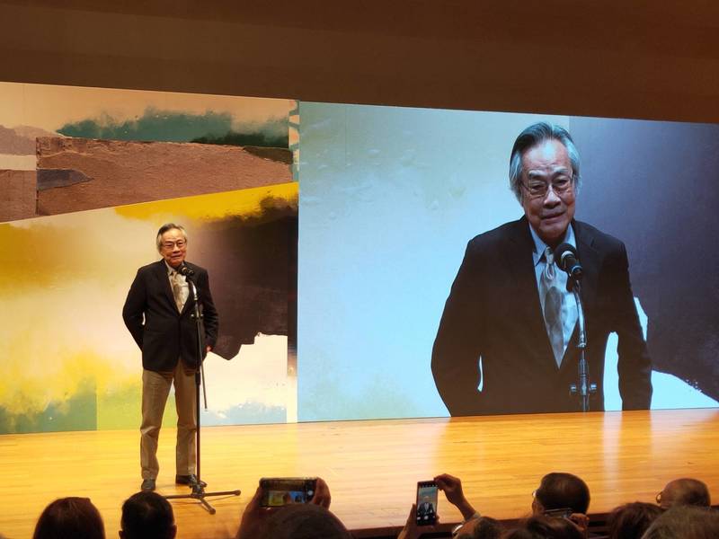 2020卓越新聞獎新聞志業貢獻獎得主王健壯鼓勵新聞同業,在科技日新月異下,媒體還是要堅持老派的監督價值。(Photo by 呂翔禾/台灣醒報)