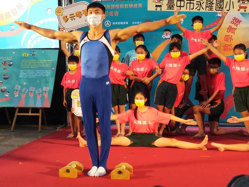 體育署推動體育課程模組化教學,希望讓更多同學可以更了解、享受各種不同的運動。(Photo by 呂翔禾/台灣醒報)