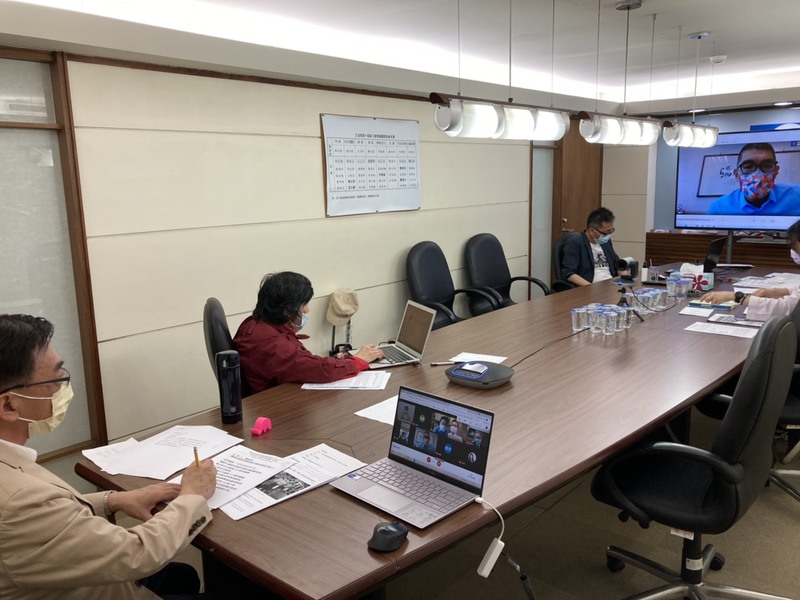 國政基金會20日線上研討會上,藍營學者、政要紛呼籲政府要加強採購疫苗力道。(國政基金會)