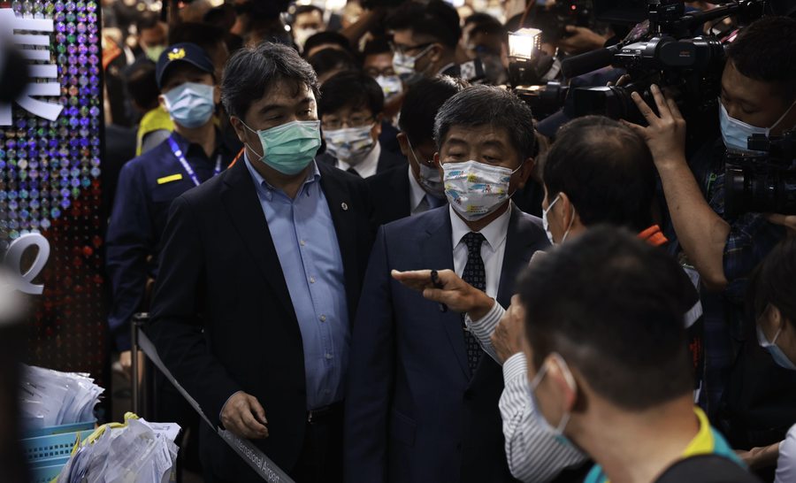 在疫情下,只有誠實的政府與指揮中心能讓民眾安心、免於恐懼。(指揮中心)
